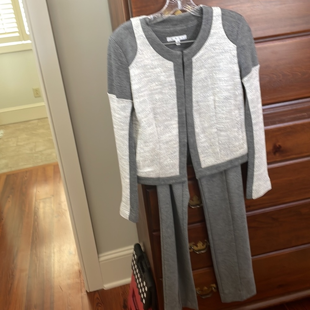 Casual knit pants outfit.